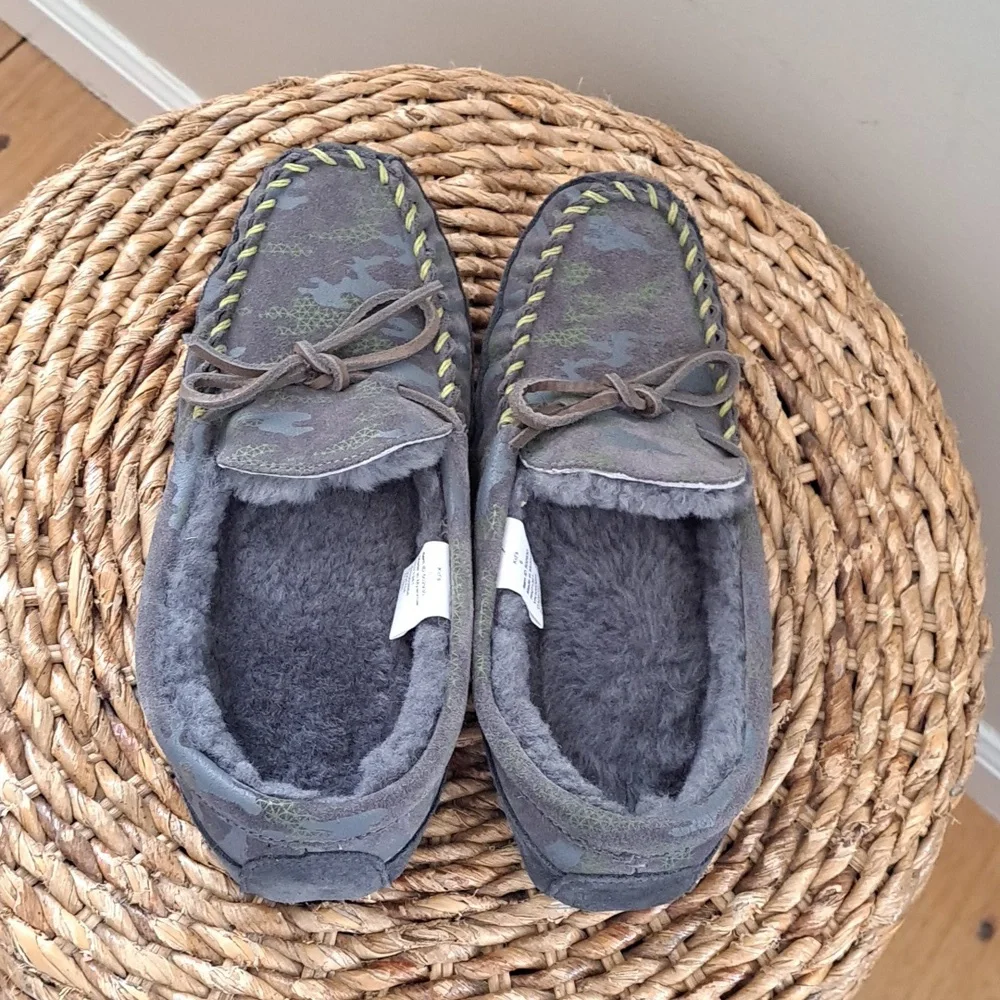 L.L. Bean Gray Camouflage Kids Moccasin Slippers